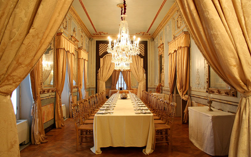 Salón isabelino